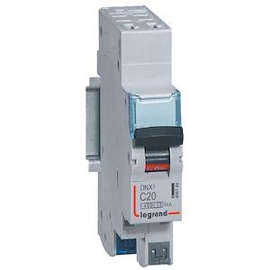 Disjoncteur DNX³ 4500 | auto|auto | U+N 230V~ 20A | 4.5kA | courbe C | 1 module