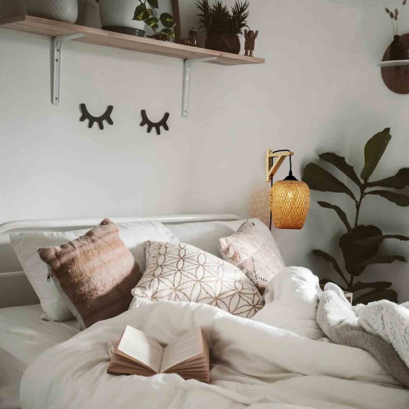 "Aliana" Applique murale en bois avec abat-jour en osier et câble avec interrupteur et prise – Image 5